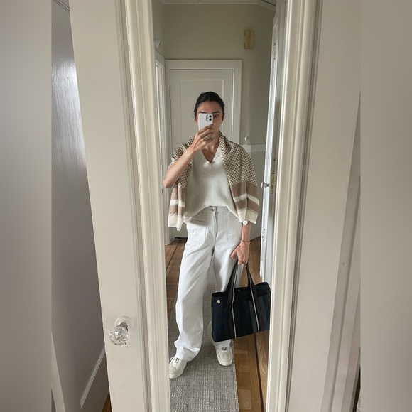 Hi I'm Amelia :-) - Picture 2 of 8